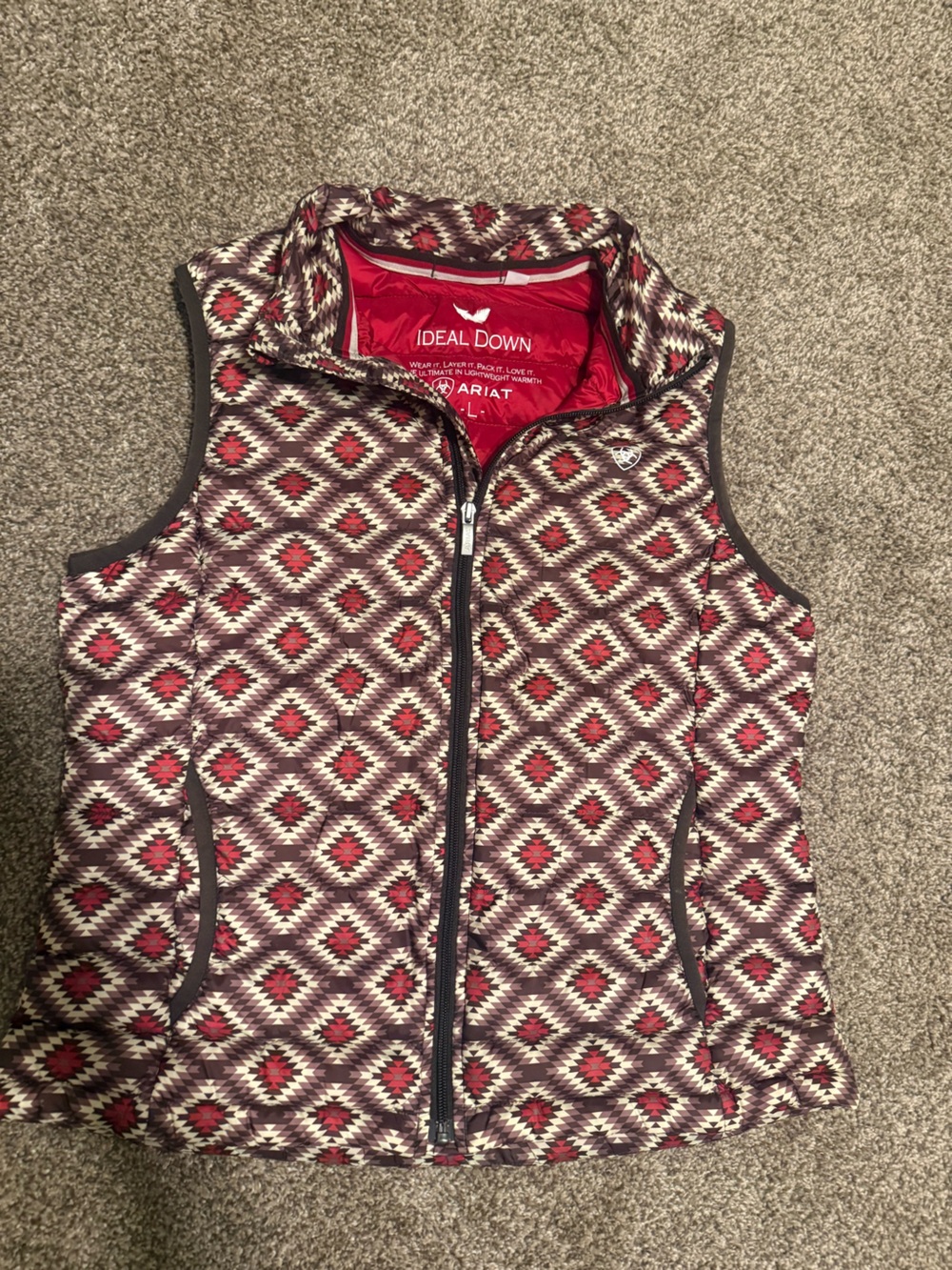 Ariat Women's Burgundy and Red Geometric Quilted Vest